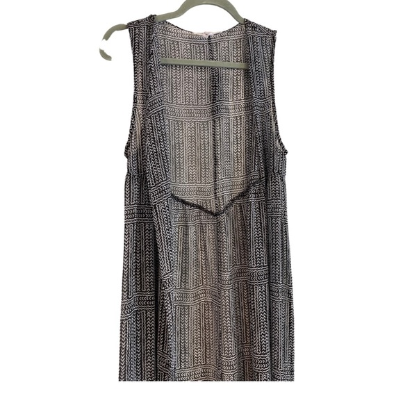 BCBGENERATION BOHO SLEEVELESS JACKET - Picture 2 of 4